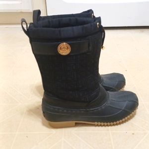 Tommy Hilfiger boots size 7
